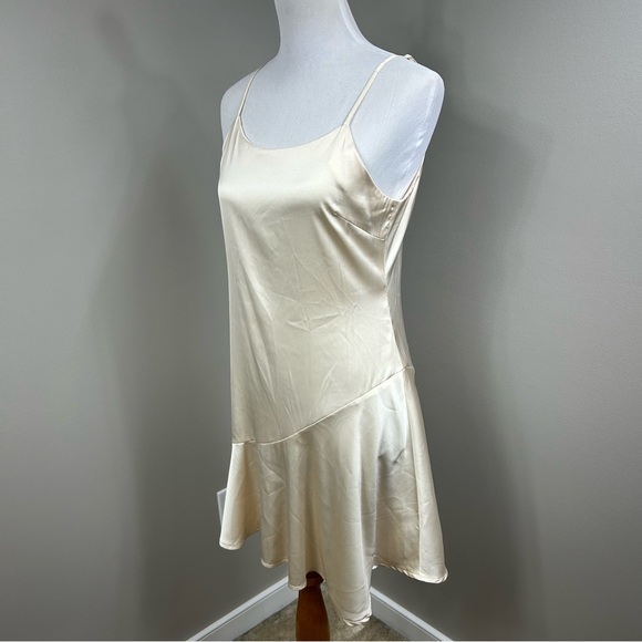 Nasty Gal sleeveless spaghetti strap mini slip on dress with open back Sz 8 - Picture 8 of 9